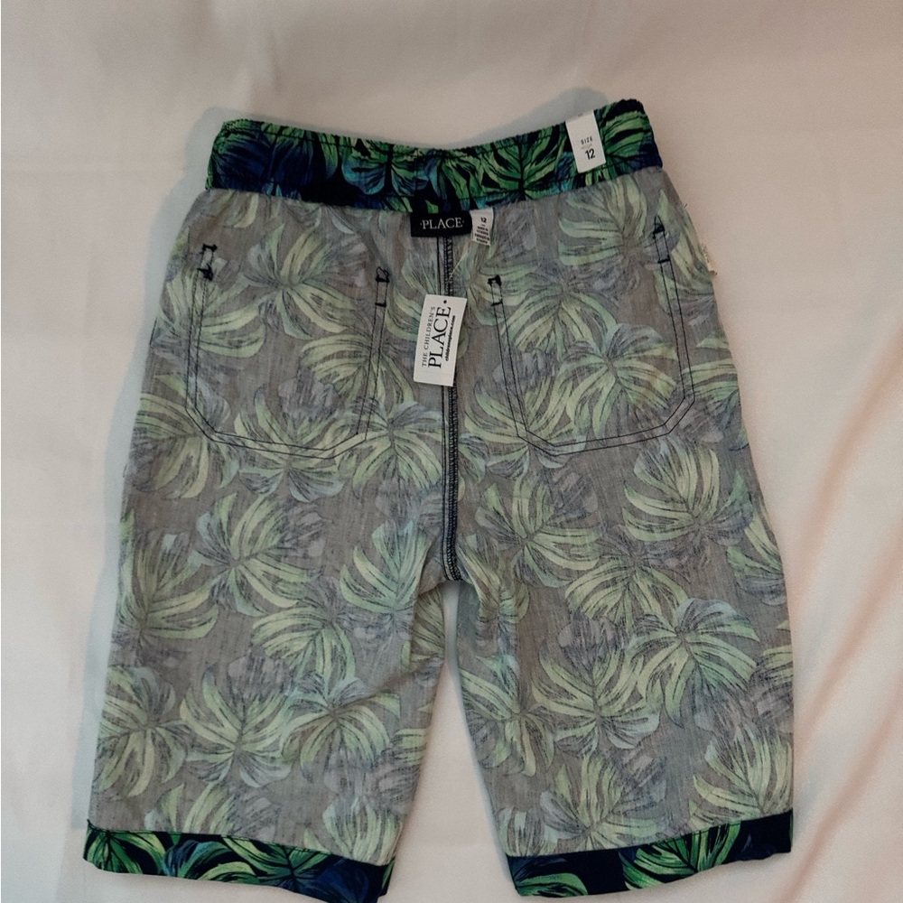 NWT, PLACE The Children’s Place Green and Blue Tropical Leaf Boy Shorts Size 12 - Picture 8 of 12